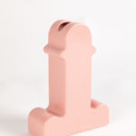 Ontworpenliefde_DesignMuseumDenBosch_Shiva vaas_Ettore Sottsass_1973 (ontwerp)_Foto door Sander Vermeer