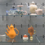 DesignMuseumDenBosch_De stoel, de lamp, de vaas en… de theepot_tentoonstelling_keramiek_collectie_FotoBenNienhuis (25)