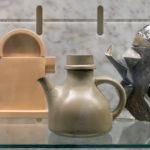 DesignMuseumDenBosch_De stoel, de lamp, de vaas en… de theepot_tentoonstelling_keramiek_collectie_FotoBenNienhuis (7)